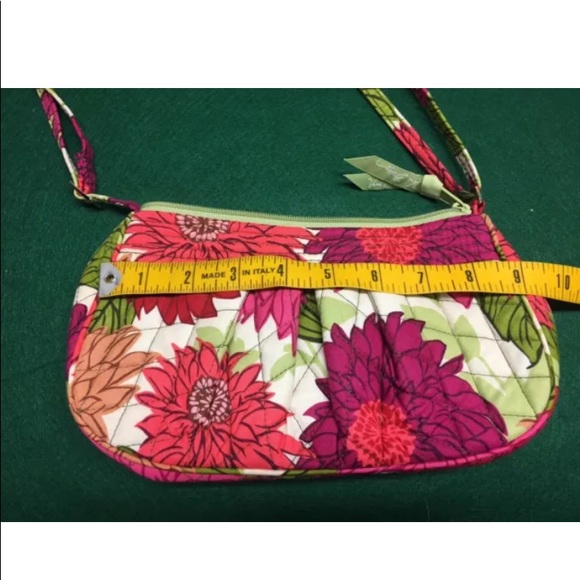 Vera Bradley Red Multi Color Zip Close Women Purse - Picture 6 of 6